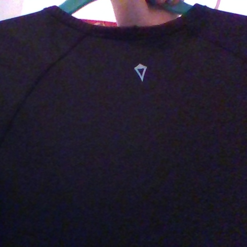 ivivva tight black long sleeve shirt